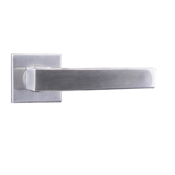 Simple vertical lever type door handle 2K229